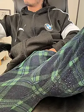 Elian_savoy élő XXX-chatje