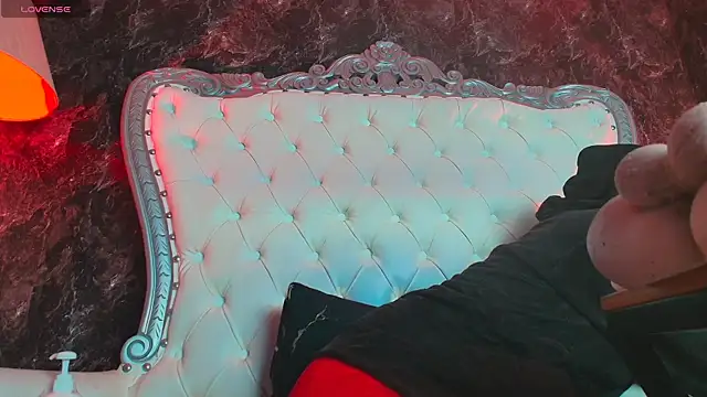 MirandaSould: απευθείας συνομιλία ΧΧΧ