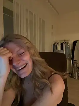 MaryHiggins' Live XXX Chat