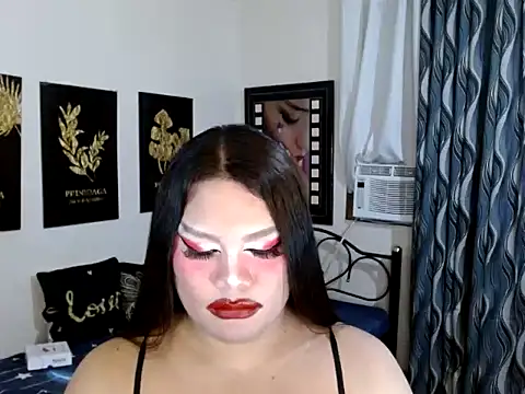 TSbrianaHugeCock's Live XXX Chat