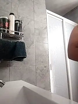 Atenea69's Webcam Show