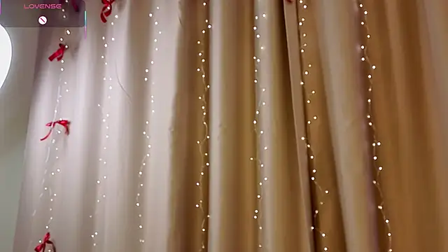 VinnieSerrano live XXX chat