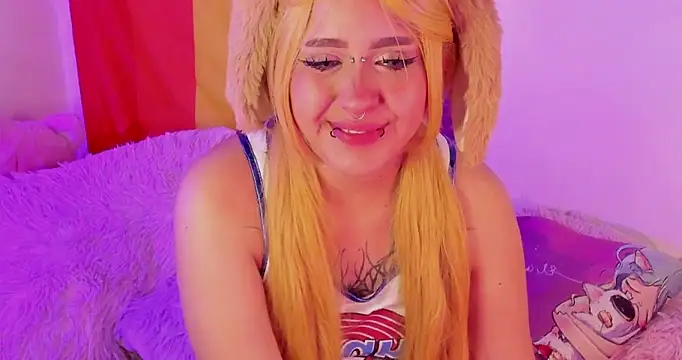 NekoWaifu Adlı Modelin Canlı XXX Sohbeti