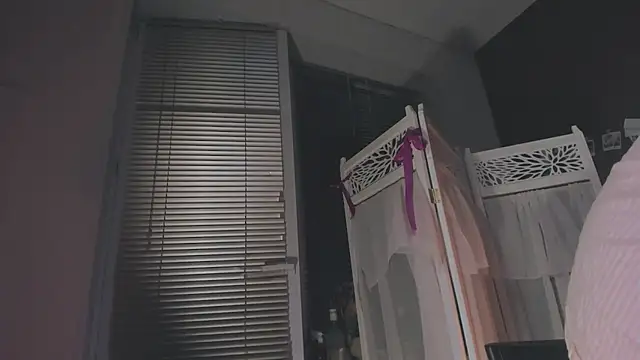 juby_yuby's Live XXX Chat