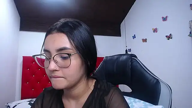 kathe-mills235's Live XXX Chat