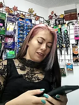 Chat XXX ao vivo de Tefannyy_