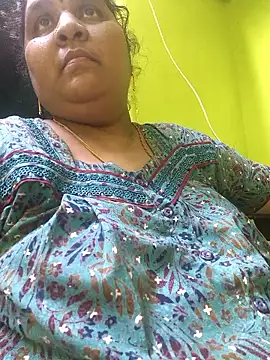 Villageanuty: онлайн-секс-чат