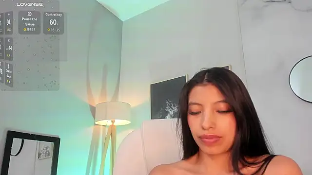 Tiffany_Low's Live XXX Chat