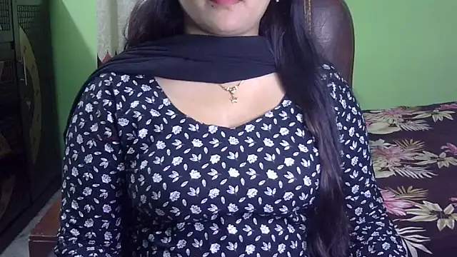 BengaliQueenStar's Live XXX Chat