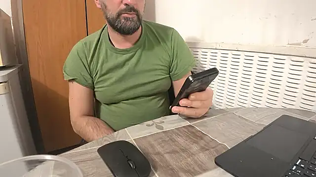 TARKAN1's Live XXX Chat