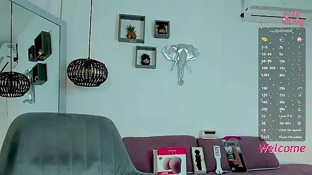 AmberAdams_ Chat XXX in diretta