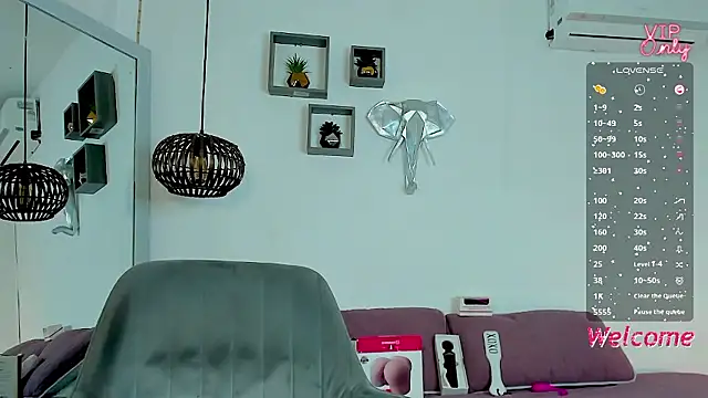 AmberAdams_ Chat XXX live