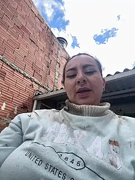 Abril_Luv's Live XXX Chat