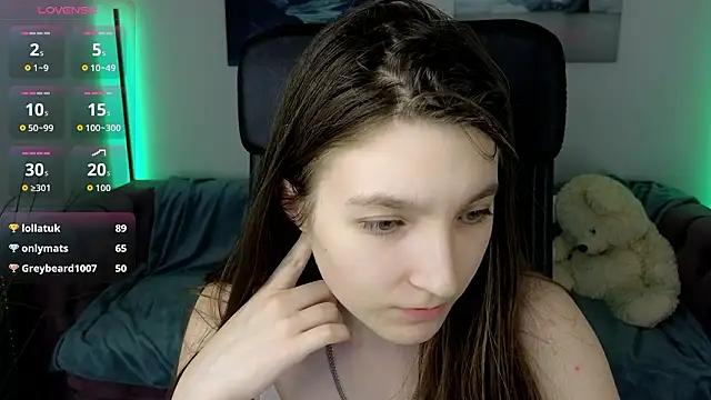 Mia_Myles: онлайн-секс-чат