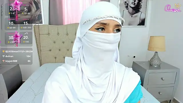 XXX chat uživo modela rawiya