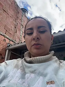 Abril_Luv live XXX chat