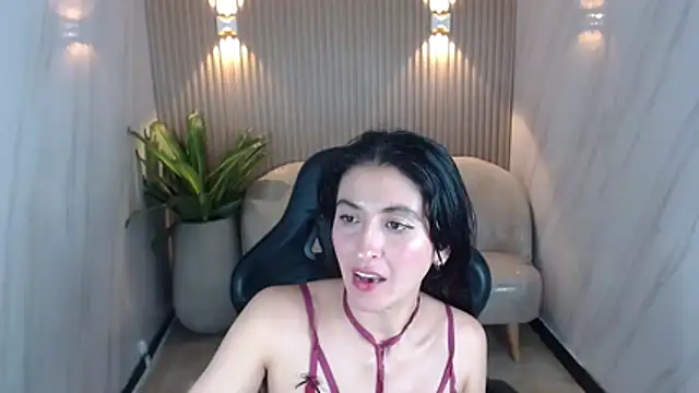 tatiscelis_tf Adlı Modelin Canlı XXX Sohbeti