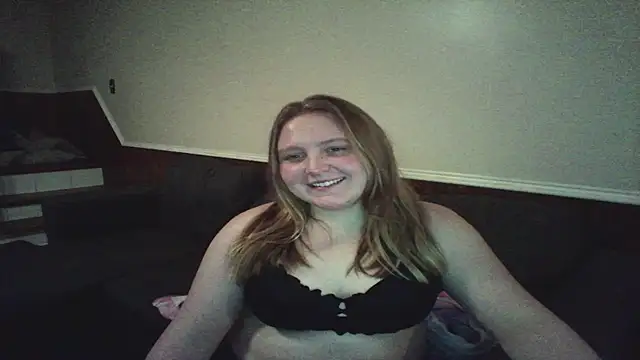 PhatAssBlond's Live XXX Chat