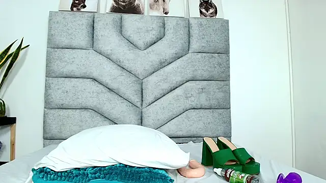 KimberlyFox_t élő XXX-chatje