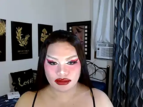 TSbrianaHugeCock's Live XXX Chat