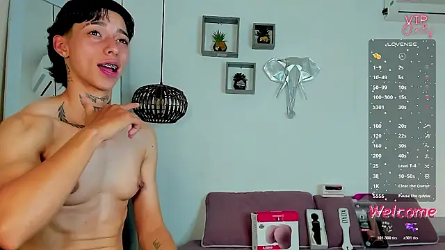 AmberAdams_ Chat XXX live