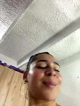 Meganmilk1's Live XXX Chat