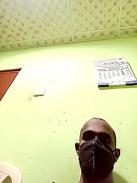 hotblack7 Adlı Modelin Canlı XXX Sohbeti