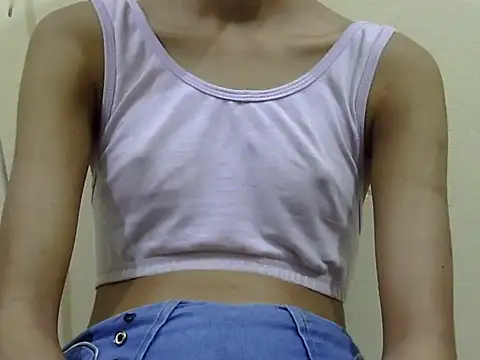 Anu_tiny – Naživo XXX chat