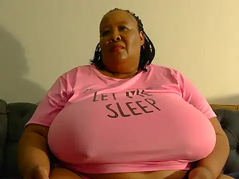 nancy111 – Live XXX-chat