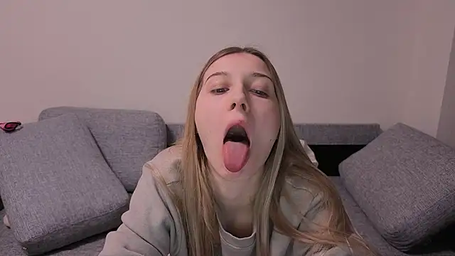 OliviaLukas 即時 XXX 聊天