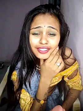 Khatta_Meeth Adlı Modelin Canlı XXX Sohbeti