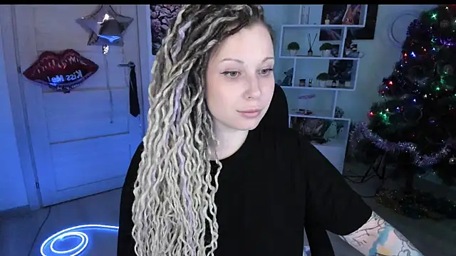 Онлайн чат XXX HoneySallyMoore