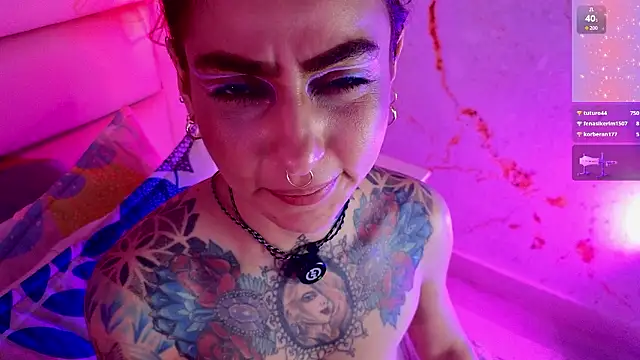 Evangelyne_1 Live XXX-Chat