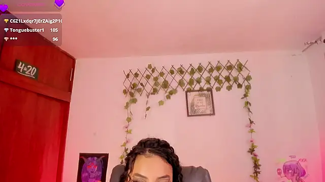 Cata_greenn Live XXX chat