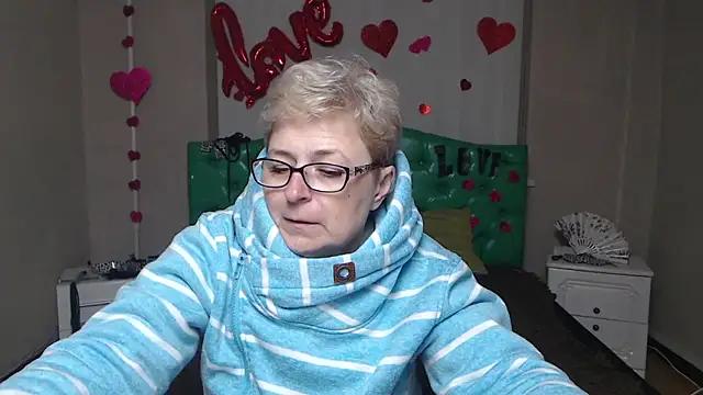 EmiliaGree Live XXX-chat