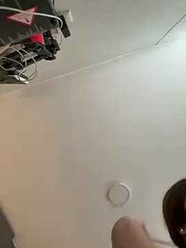 valeria2019hot: онлайн-секс-чат