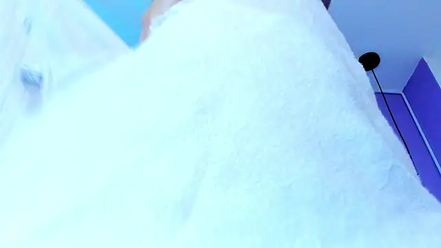 Charlotte11-11's Live XXX Chat