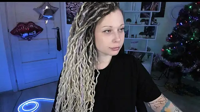 HoneySallyMoore's Live XXX Chat