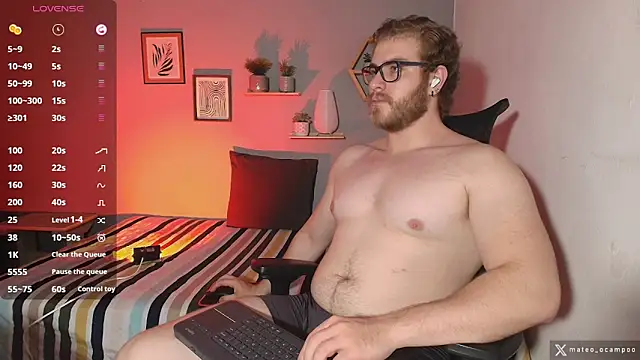 mateo_ocampo's Webcam Show