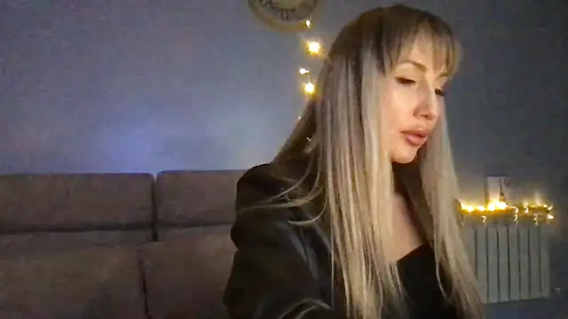 Pyrelissa live XXX chat