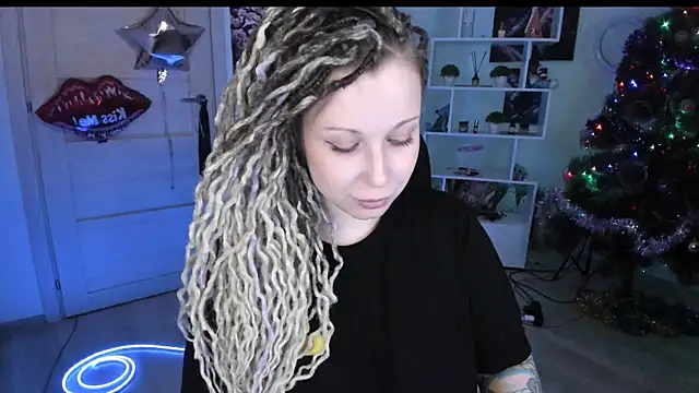 HoneySallyMoore's Live XXX Chat