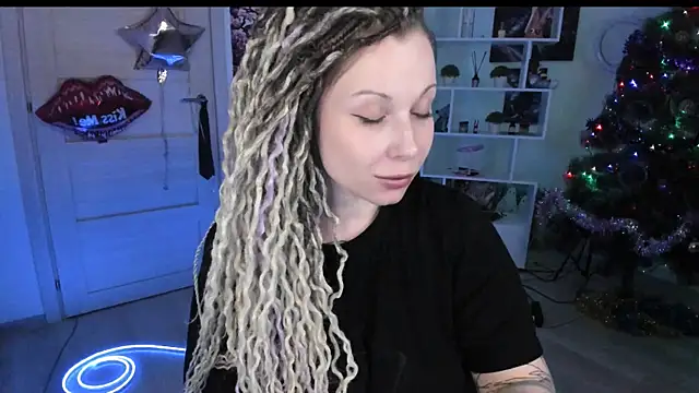 HoneySallyMoore's Live XXX Chat