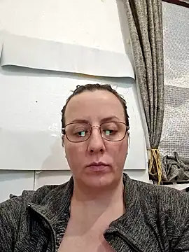 Goodass7's Live XXX Chat