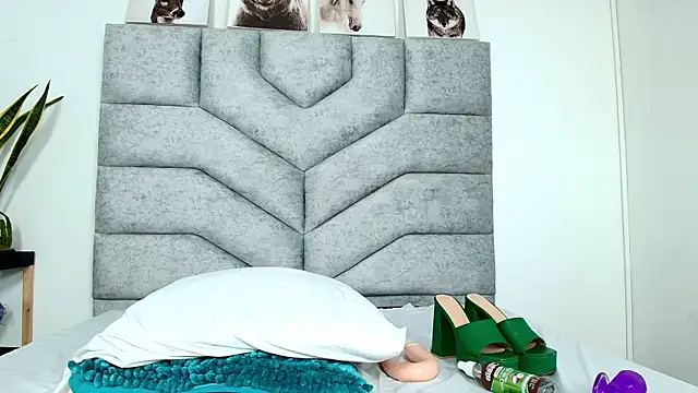 KimberlyFox_t élő XXX-chatje