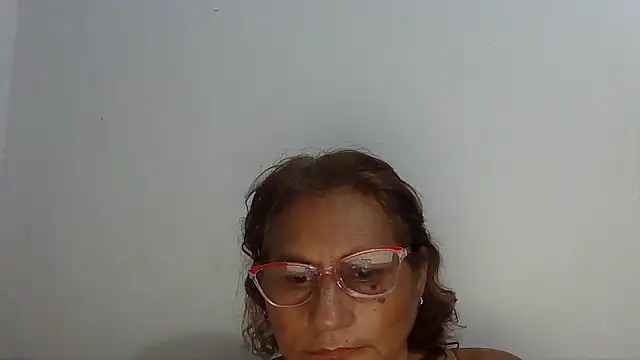 Онлайн чат XXX charrysexy1