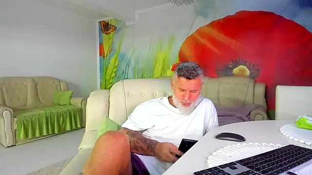 BlowMyXXL's Live XXX Chat