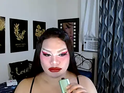 TSbrianaHugeCock Pertunjukan Webcam