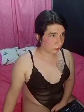 Kaissydoll: онлайн-секс-чат