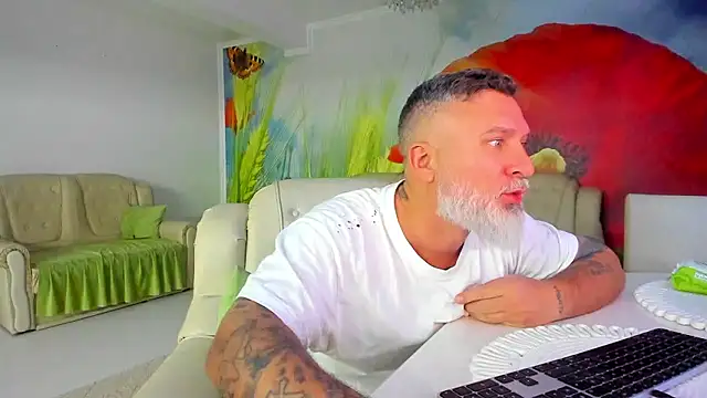 BlowMyXXL Webcam show