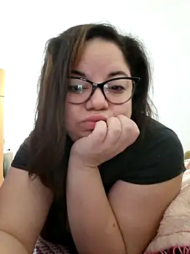 Puicuta69's Live XXX Chat